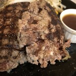 ハンバーグ逸品堂 - 半生肉