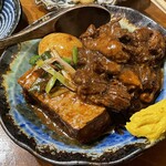 TemaeMiso - どて煮　豆腐、煮玉子とっぴ
