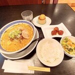 Chaina Boozu - ランチ　四川担々麺セット　1100円