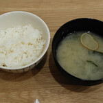 Ginza Tonkatsu Hashikatsu - ご飯（半量）、味噌汁