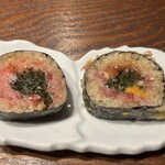 赤坂 鮨大谷 - ネギトロ海ブドウ、ネギトロ＆雲丹＆海葡萄巻フリット