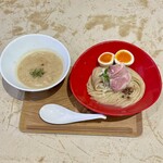 拉麺 ぶらい - 濃厚鶏つけ麺薫玉のせ