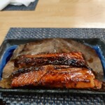 糸魚川 いのまた - ブリと鮭の照り焼き