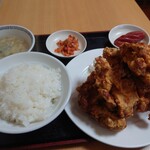 雲隆 - 若鶏唐揚げ定食