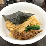 群青 - 大盛り150円
            並200g大300g
            北海道産小麦N15中太麺