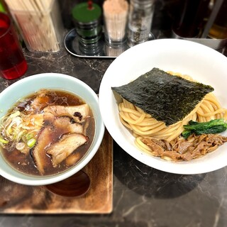 群青 - 阿波尾鶏清湯醤油つけそば1,000円