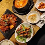 炭火焼肉・韓国料理 KollaBo - 