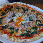 TRATTORIA La Wasabi - ホウレン草とエゴマ豚、健康卵のビスマルク（ランチセット\950）