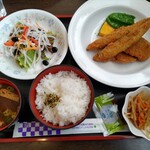 駅前食堂まるこし - 
