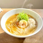 酒楽亭 空庵 - 空庵的海老雲呑麺