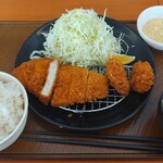 Tonkara tei - カキフライ＆ロースカツ定食、ご飯大盛