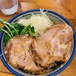 Menya Saichi - ぶた飯¥490 お米軟め　ぶた冷たい