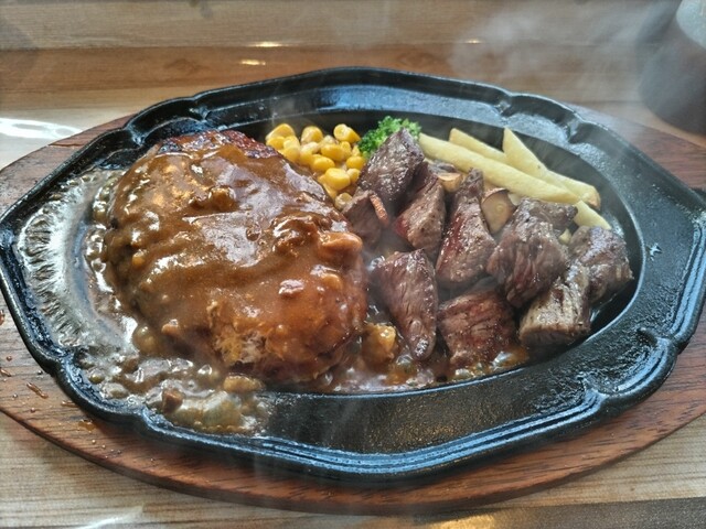 ダイニング サクラ（SAKURA） - 登米市その他（ハンバーグ）の写真