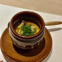 隠れ家鉄板おぶ - フォワグラの茶碗蒸し　これ一番人気だそうです　わかるわー
