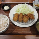 ごはん処 かつ庵 - 牡蠣フライ定食