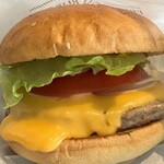 フレッシュネスバーガー - チーズバーガー490円