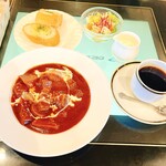 珈琲専門館 伯爵 - 喫茶店のビーフシチュー セット(パン・サラダ・ドリンク付)