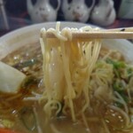 進来軒 - 細麺リフト