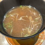 回転寿司 鮮 - アサリ3個の赤だし