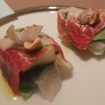 レストランよねむら - 平目と洋梨、イベリコハムのサラダ