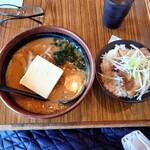 蔵出し味噌麺場彰膳 - 北海道超バターらーめん＋炙りチャーシュー1枚＆チャーシュー丼