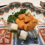 TOMONO - 【 塩水雲丹と明石の鯛 】