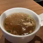 Sumibiyakiniku Takumi - おかわり自由のスープ