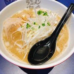 Ramen Unari - 魚介とんこつラーメン