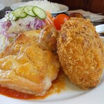 Kicchin Hiyori - 日替わりランチ（鶏のソテートマトソース・里芋のコロッケ）1200円