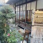 OTOTO JET - お店の庭