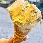 I Dolci di Checco er Carrettiere - 私は今回の旅行で食べ続けているピスタッキオをいただきました　店によって味が違うので楽しいです