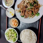 中華料理 蘭亭閣 - ニラレバ炒めランチ ¥700