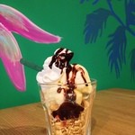 カフェ バイロンベイ - ミニチョコレートパフェ