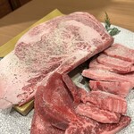 焼肉AZUMA ひびきの店 - 