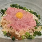 難波千日前 釜たけうどん - ねぎ・刻みかんぴょうが良い風味を出してる！