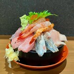 海鮮･寿司処 大漁 見附店 - デカ盛り小