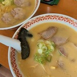 Ramen Daikou - 【手前】味噌ラーメン【奥】醤油ラーメン