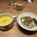 うふふ - 料理写真:サラダとスープ