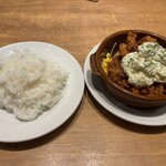 うふふ - メインのチキン南蛮とライス(大)