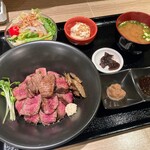 Amusekitchen - 国産牛ステーキ丼定食