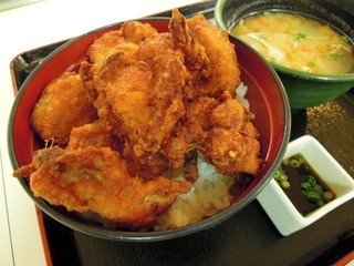 くつろぎ処 - 東神メガ丼