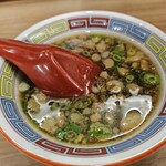 中華そば しんたく - スープ（熱いので注意）