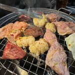 焼肉ホルモン 熱男 - 