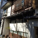 おがわ - 看板とすりガラスの模様がおなじって！素敵！