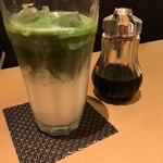 霧の森 茶フェ ゆるり - 抹茶オーレ　500円