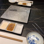 炭火焼肉 胤舌 - 