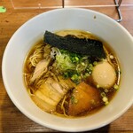 麺処 びぎ屋 - 特製醤油らーめん