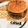 CRUZ BURGERS & CRAFT BEERS