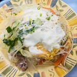 空港食堂 - 沖縄のちゃんぽんは麺じゃなくてライスの上に卵でとじた野菜炒めが乗ったものです♪