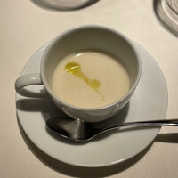 カンブーザ - はじめのひとくち　カリフラワー温スープ